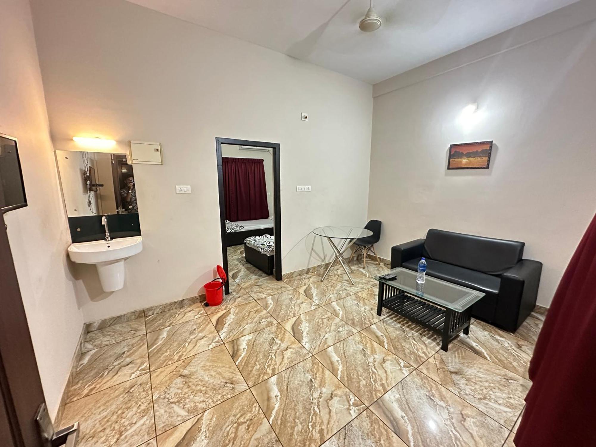 Zahir Residency Otel Kondotty Dış mekan fotoğraf