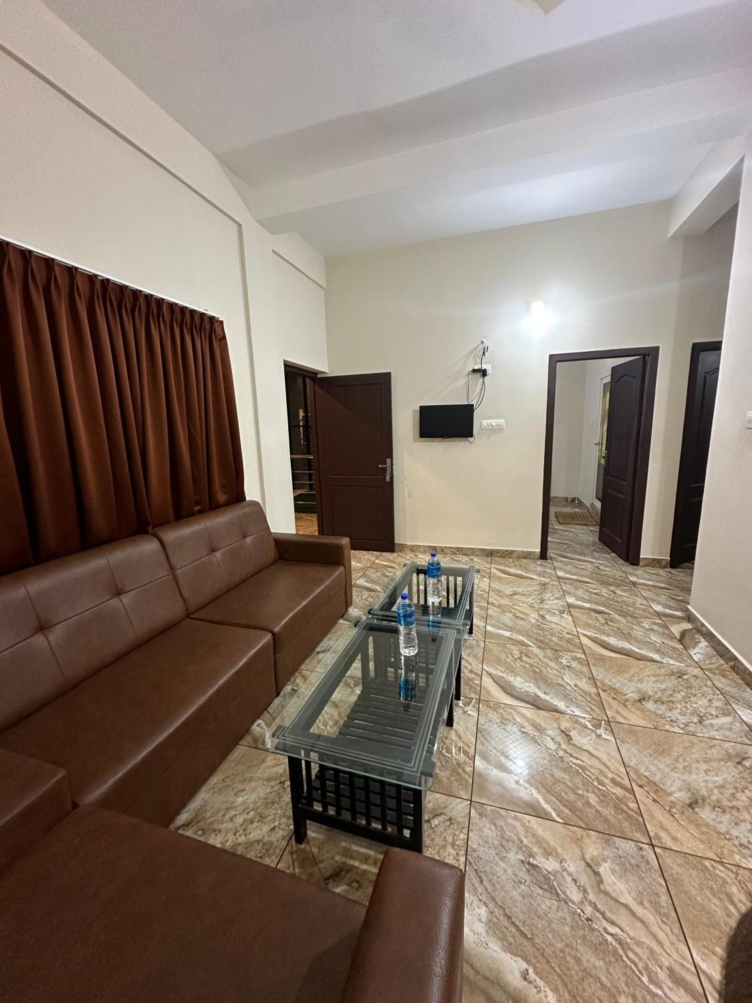 Zahir Residency Otel Kondotty Dış mekan fotoğraf